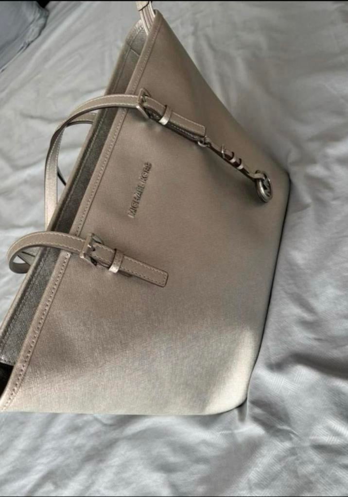 Micheal kors tas, Sieraden, Tassen en Uiterlijk, Tassen | Damestassen, Ophalen, Zo goed als nieuw, Handtas