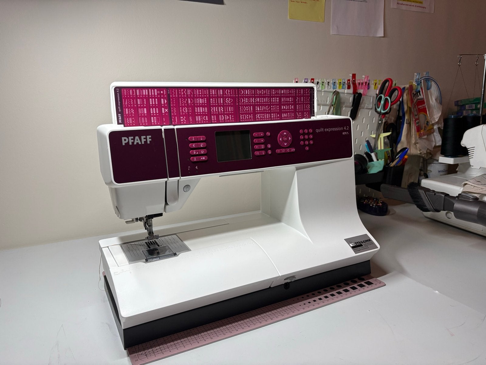 Pfaff Quilt Expression 4.2 Naaimachine - Zo goed als nieuw, Ophalen of Verzenden, Zo goed als nieuw, Naaimachine, Pfaff