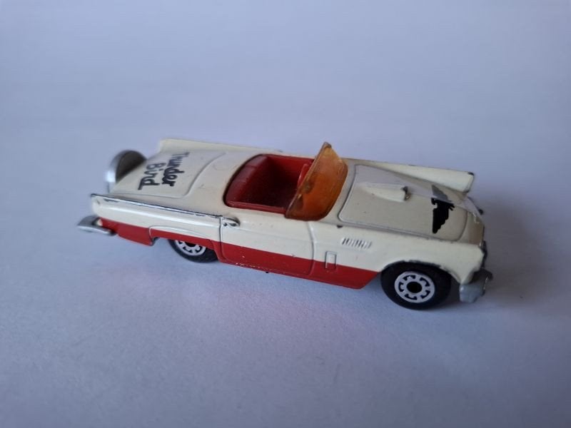 FORD Thunderbird 1982 twotone Matchbox Toys Macau 3 inch, Ophalen of Verzenden, Zo goed als nieuw, Auto