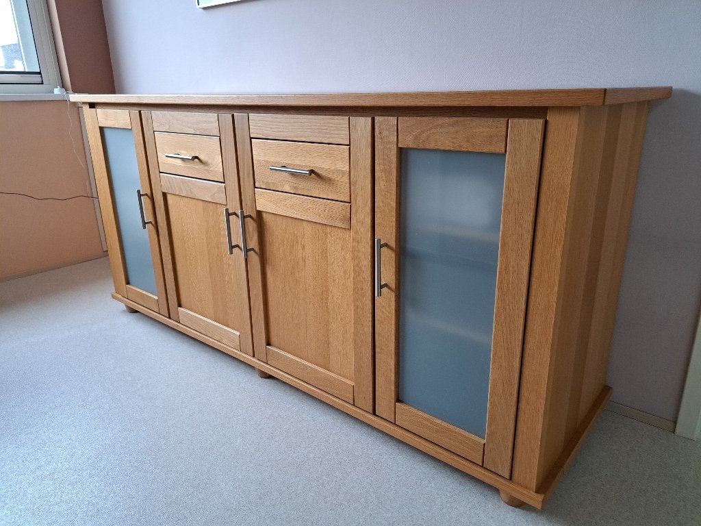 Massief eiken dressoir, Ophalen, Met deur(en), 150 tot 200 cm, Eikenhout