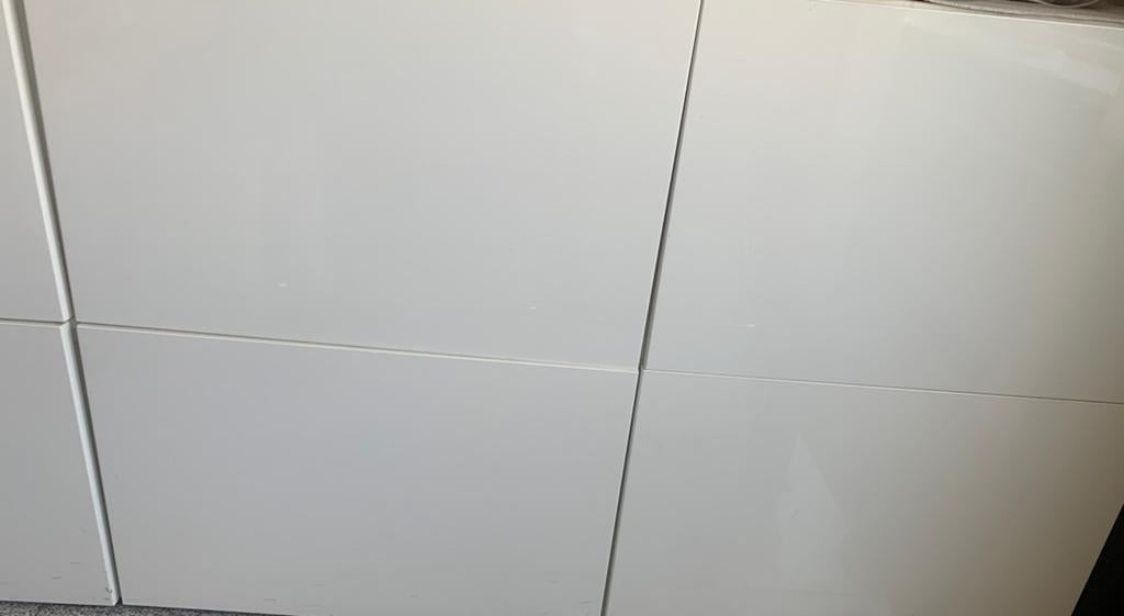 Hooglans dressoir ikea met opbergruimte, Ophalen of Verzenden, Zo goed als nieuw