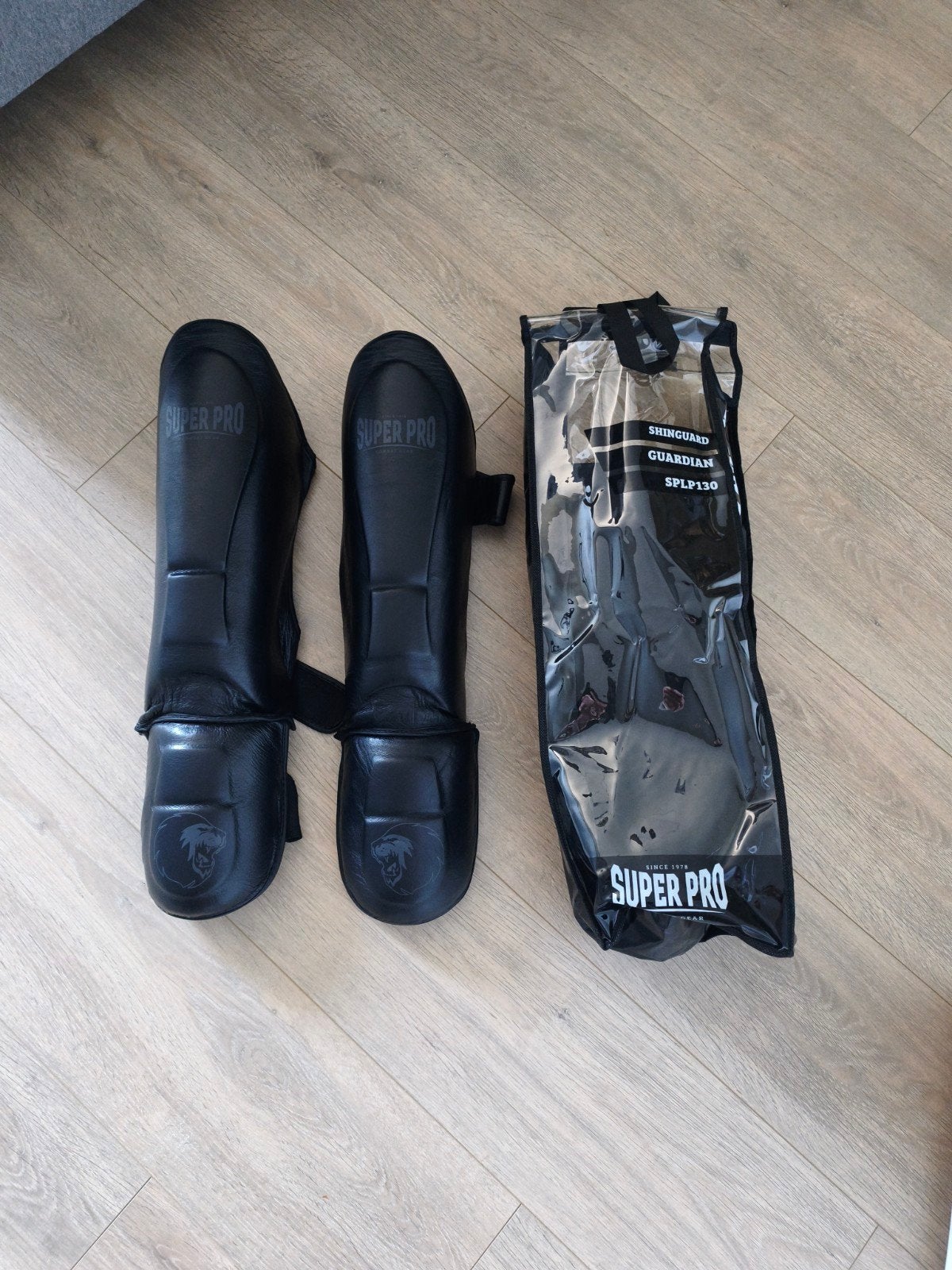 Super pro shingguard guardian maat M, Ophalen, Zo goed als nieuw