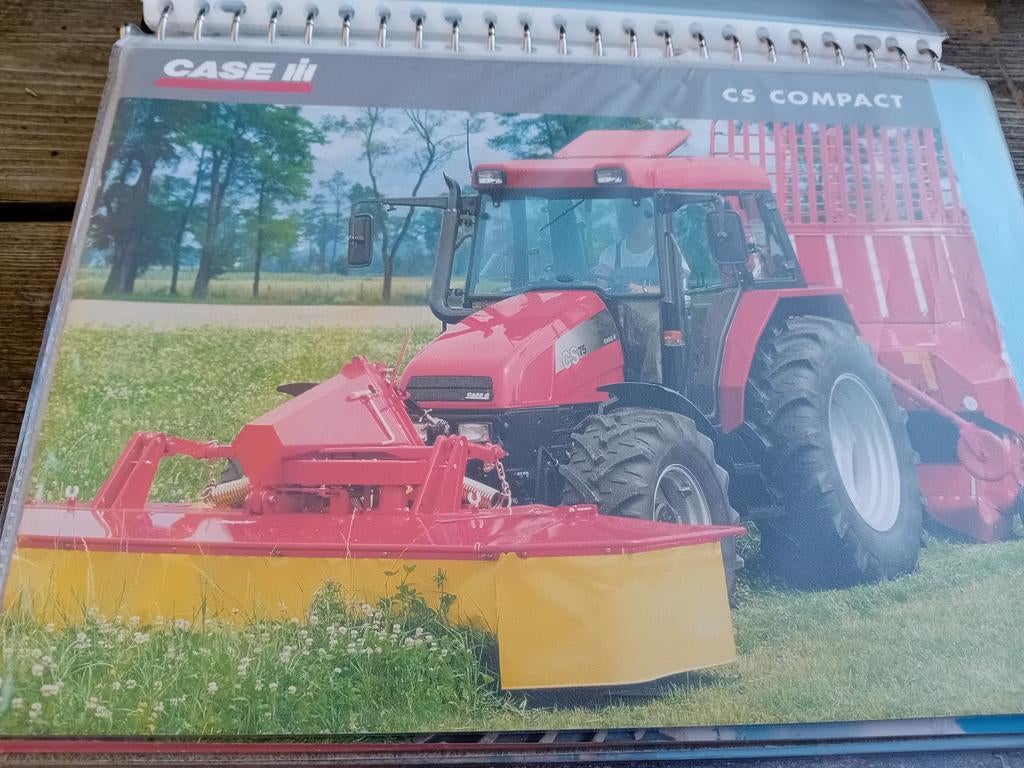 Case IH folders trekker tractor folder, Ophalen of Verzenden, Gelezen, Overige merken