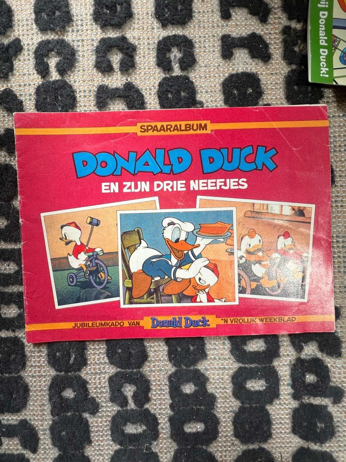 Donald Duck Spaaralbum compleet met alle zegels, Verzamelen, Ophalen of Verzenden, Donald Duck, Gebruikt, Papier, Kaart of Schrift