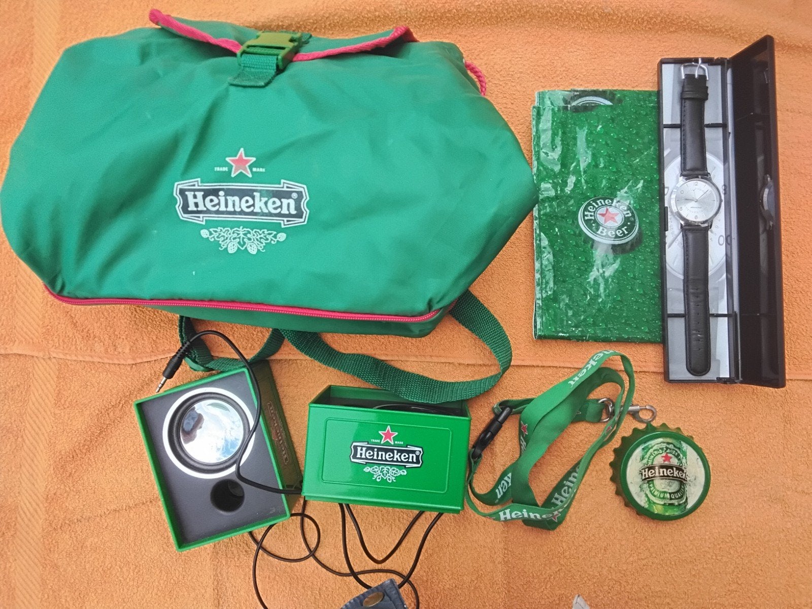 Heineken reclame spulletjes: tas, horloge, speakers en meer, Ophalen of Verzenden, Gebruikt, Overige typen