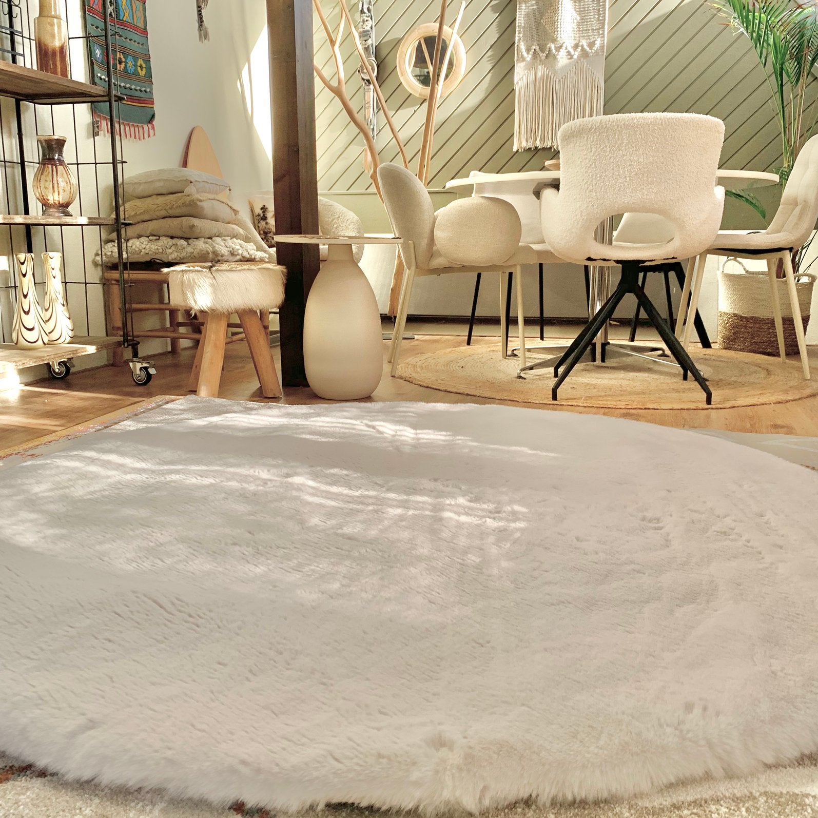 Molly royale - fluffy creamy  vloerkleed - fotostudio, Ophalen, 150 tot 200 cm, Rond, Crème