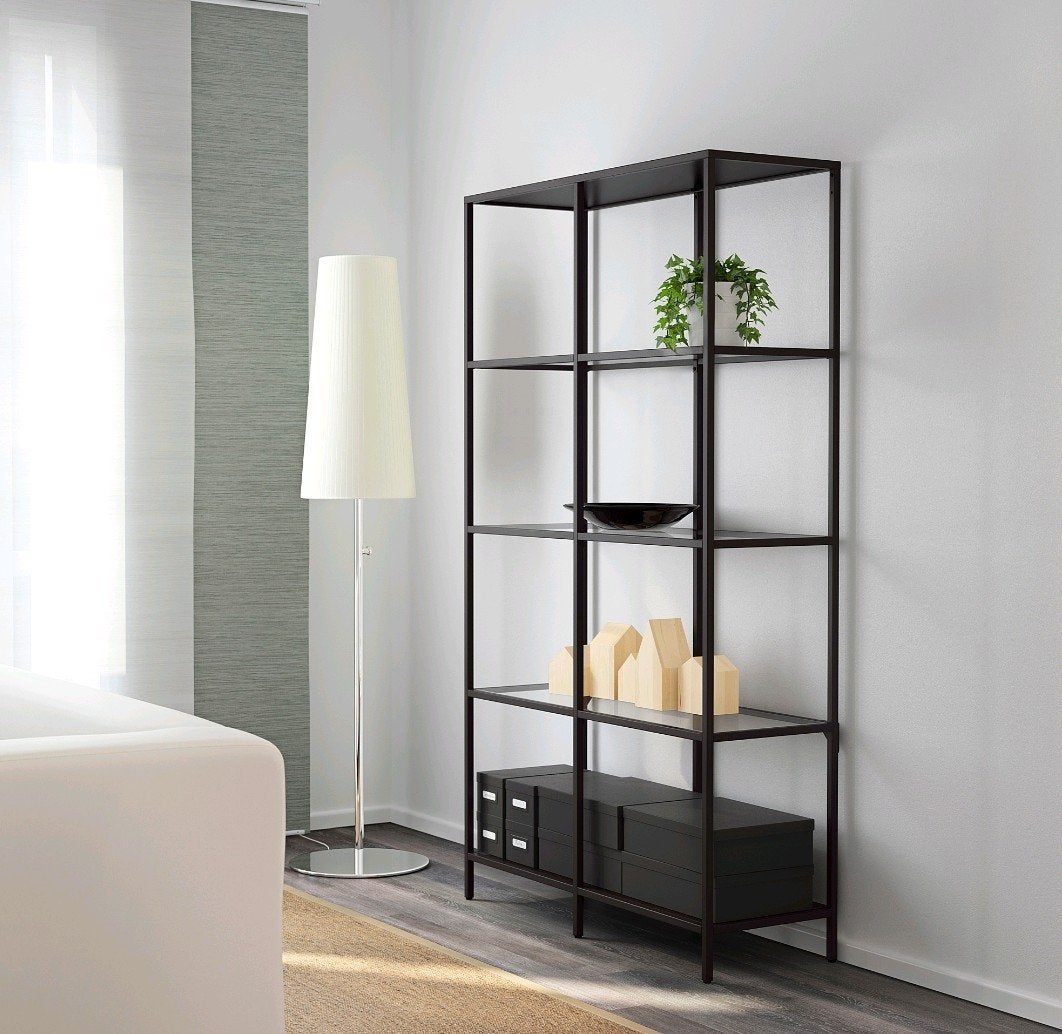 Ikea Vittsjö Stellingkast Zwartbruin/Glas 100x175 cm, Ophalen, Zo goed als nieuw