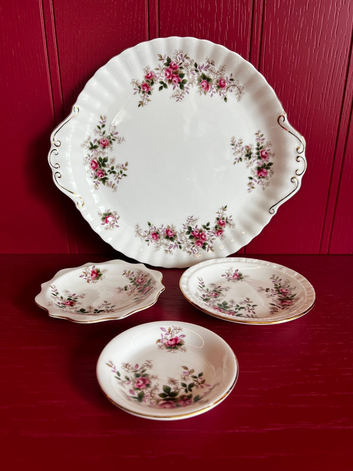 Royal albert “lavender rose” serveerschaal, Ophalen