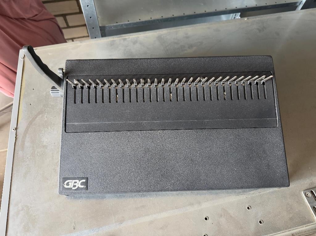 GBC 16DB-2 inbindmachine – professionele pons & bindmachine, Ophalen