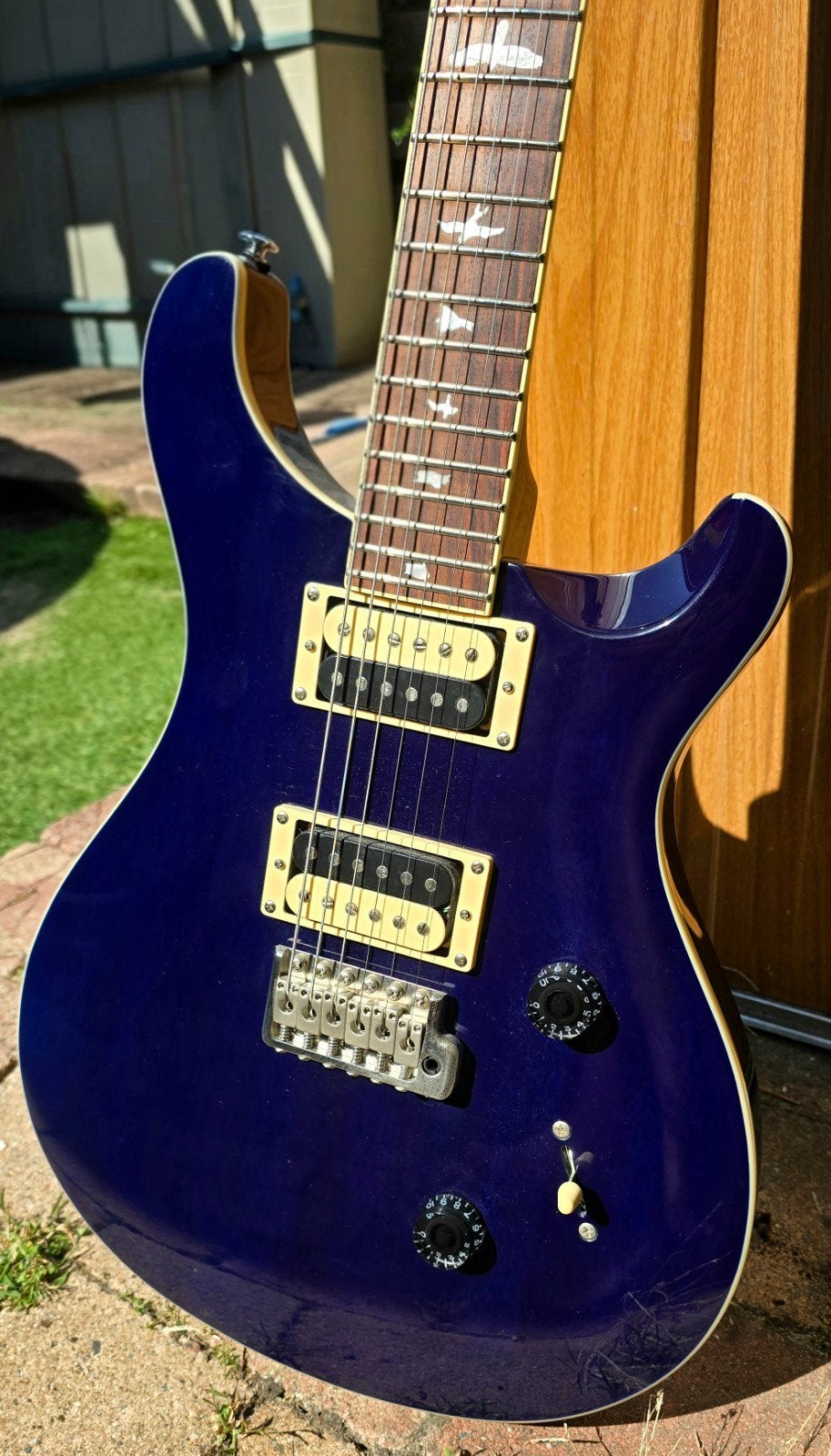 PRS SE Standard 24 – 2021 – Translucent Blue – z.g.a.n., Muziek en Instrumenten, Snaarinstrumenten | Gitaren | Elektrisch, Paul Reed Smith