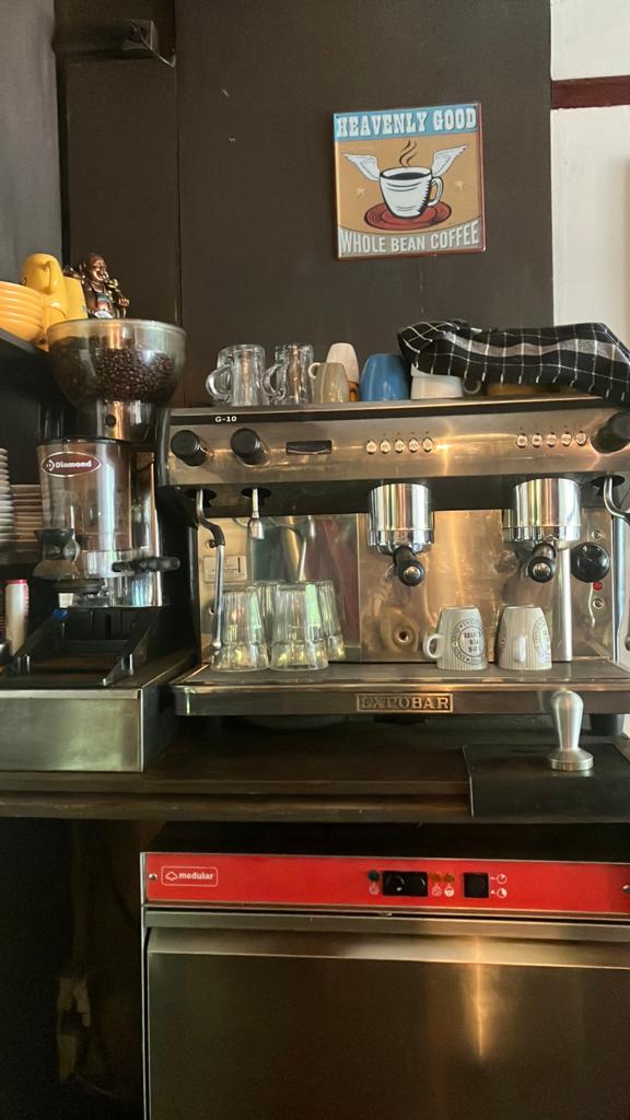 Profesionele espressomachine plus maler, Ophalen, Koffiemachine