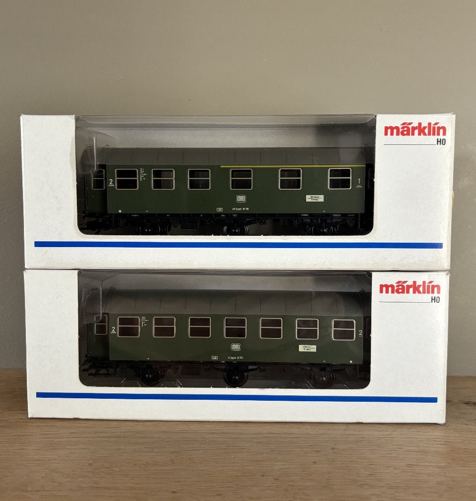 Märklin 4317 + 4318 H0 / DB Umbauwagen-paar / 3-assen, Hobby en Vrije tijd, Wisselstroom, Wagon, Ophalen of Verzenden, Zo goed als nieuw