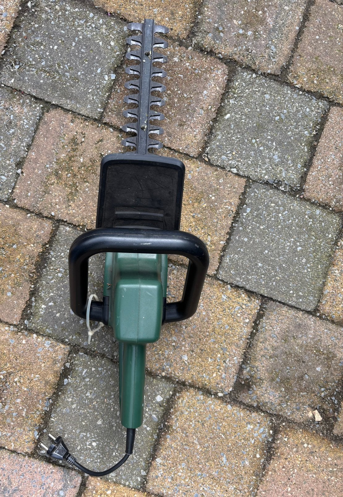 Black & Decker GT 201 Elektrische Heggenschaar (33 cm), Tuin en Terras, Ophalen, Zo goed als nieuw, Elektrisch