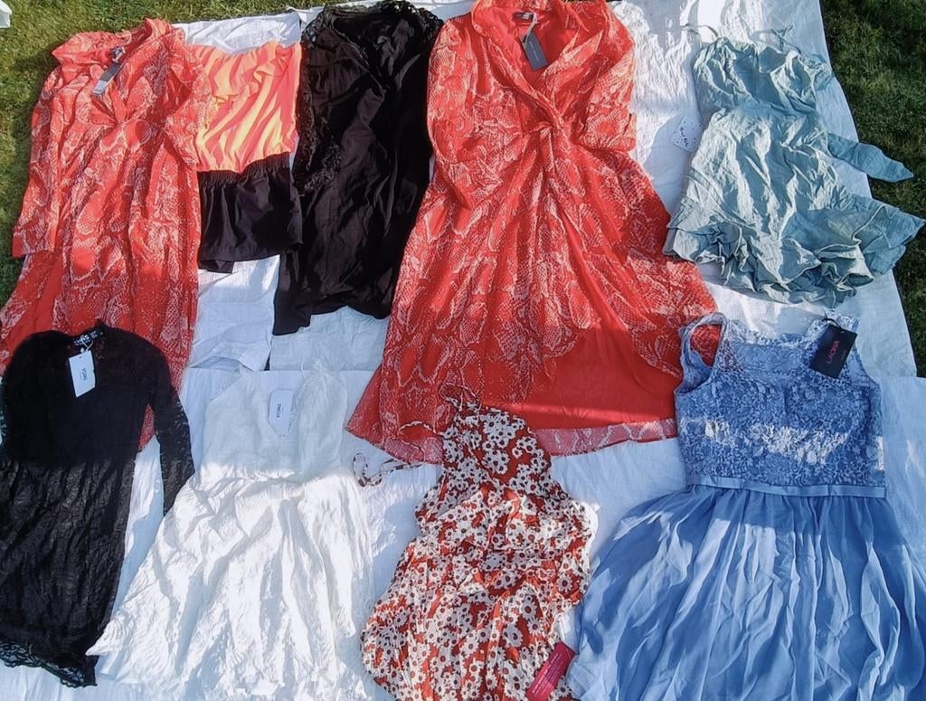 Partij Nieuwe merk kleding met kaartjes. 28 stuks, Ophalen of Verzenden, Nieuw