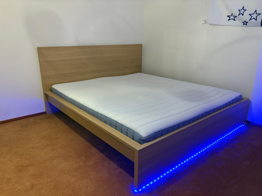 Ikea MALM bed (complete or frame), Ophalen, Beige, Tweepersoons, Zo goed als nieuw
