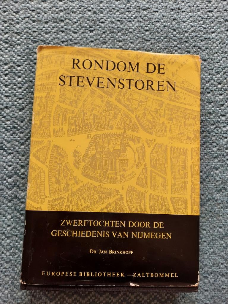 Rondom de Stevenstoren - Zwerftochten door Nijmegen, Ophalen of Verzenden, 20e eeuw of later, Gelezen, Dr. Jan Brinkhoff