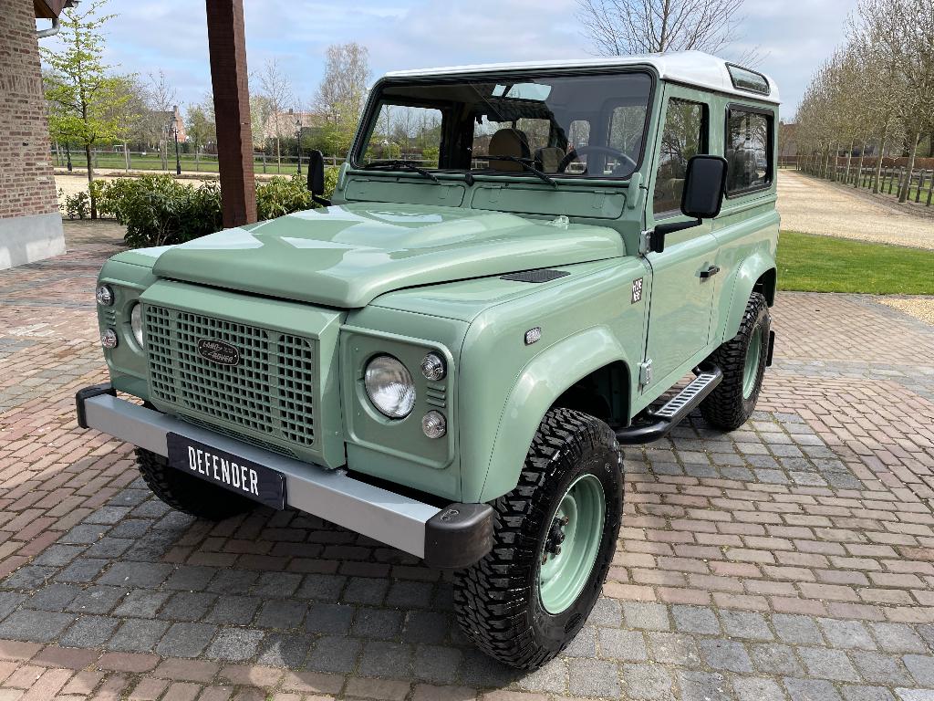 Land Rover 90 Heritage Defender 2.0 Benzine NIEUWSTAAT, Auto's, Land Rover, 1998 cc, Beige, 4 cilinders, Defender