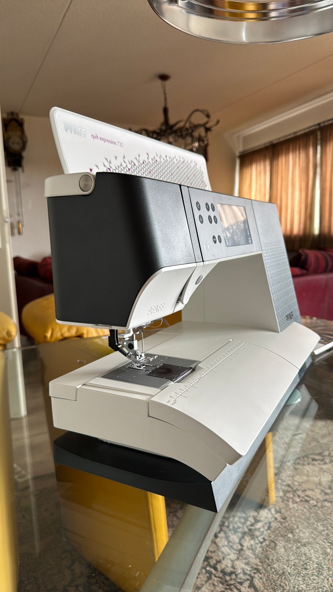 Pfaff Quilt Expression 720 IDT  ZO GOED ALS NIEUW !!, Ophalen of Verzenden, Zo goed als nieuw, Naaimachine, Pfaff
