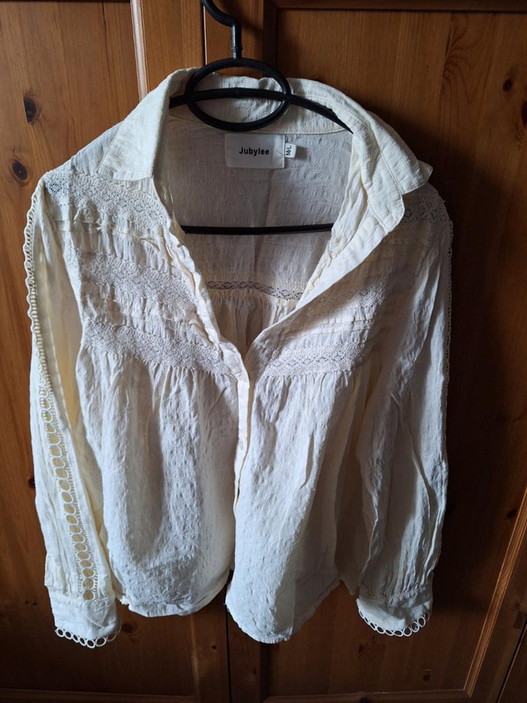 Nieuwe stijlvolle blouse Jubilee M/L offwhite, Maat 38/40 (M), Jubilee, Beige, Nieuw