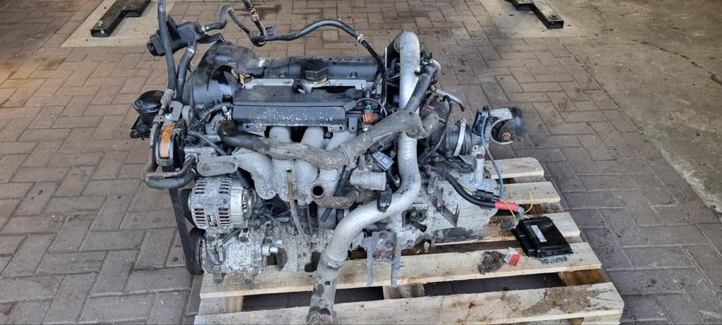 Volvo V40 2.0 T motor en versnellingsbak, Ophalen of Verzenden, Volvo