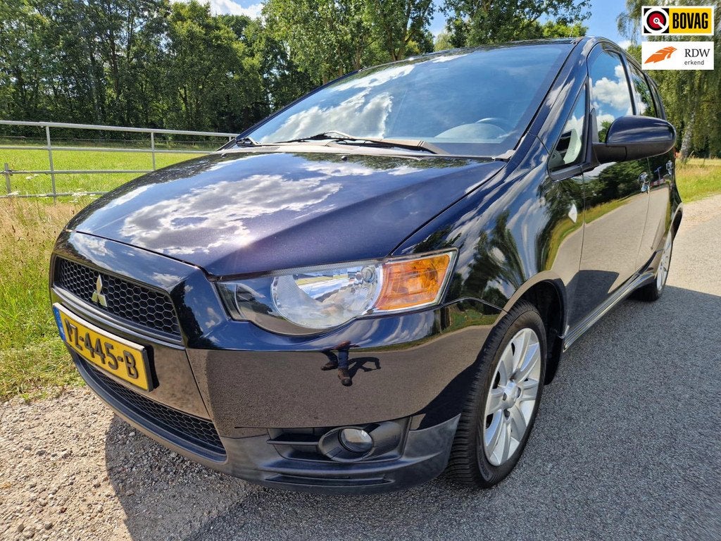 Mitsubishi Colt 1.3 Edition Two perfect onderh. met stoelver, Auto's, Mitsubishi, Euro 5, Stof, Gebruikt, Stoelverwarming