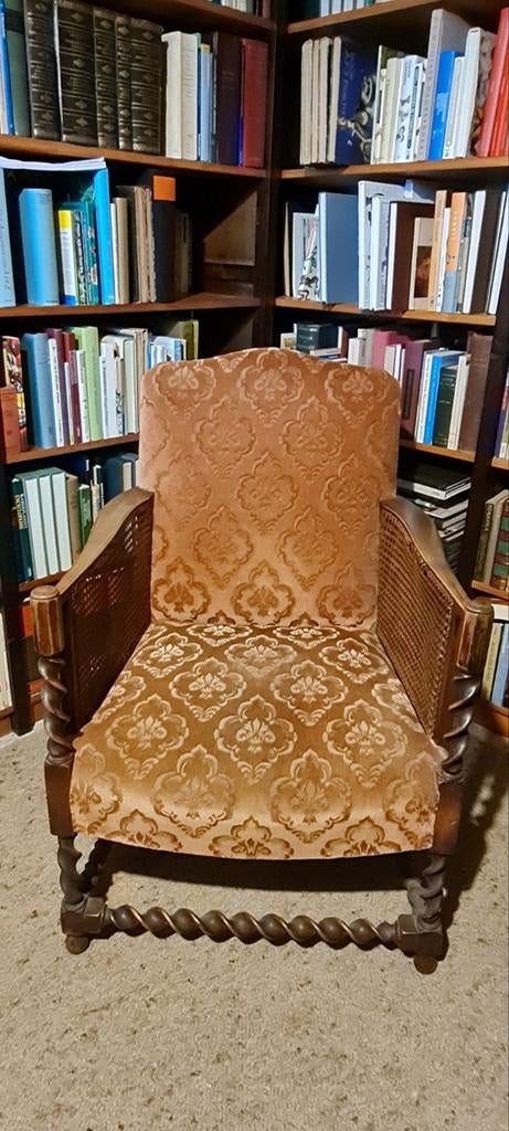 Vintage Oudroze Stoel met Prachtig Houtwerk, Ophalen
