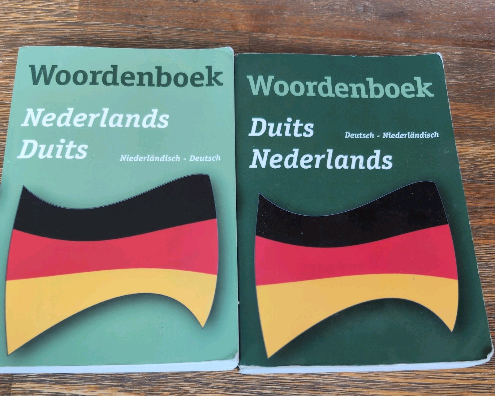Woordenboek Nederlands-Duits, Boeken, Gelezen, Nederlands, Ophalen of Verzenden, Van Dale