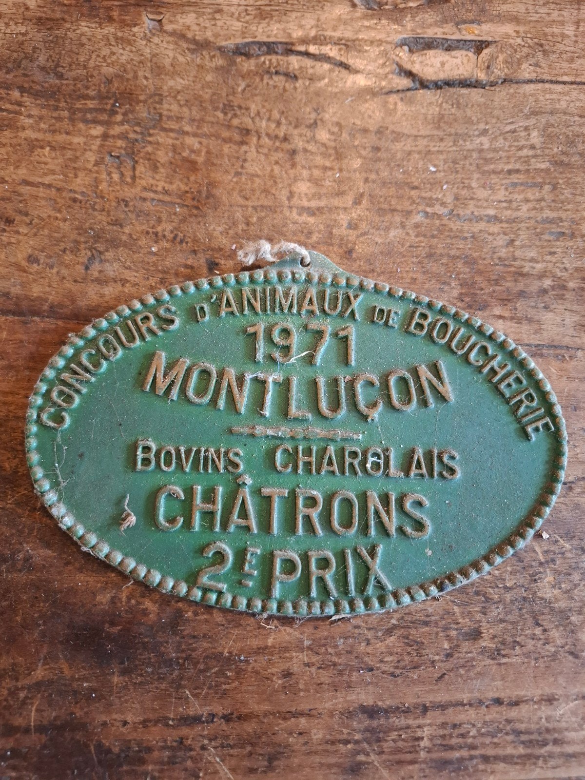 Antieke Franse veeprijs 1971 Montluçon, Ophalen