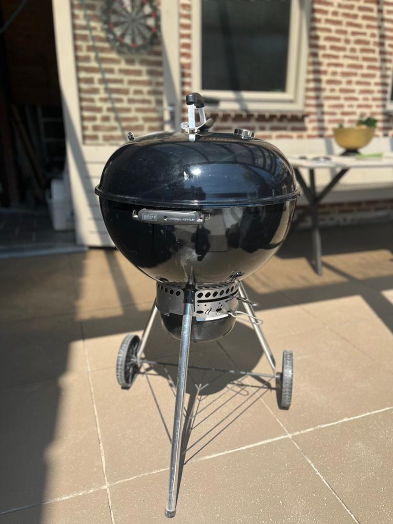 Weber master touch 57cm, Ophalen, Zo goed als nieuw
