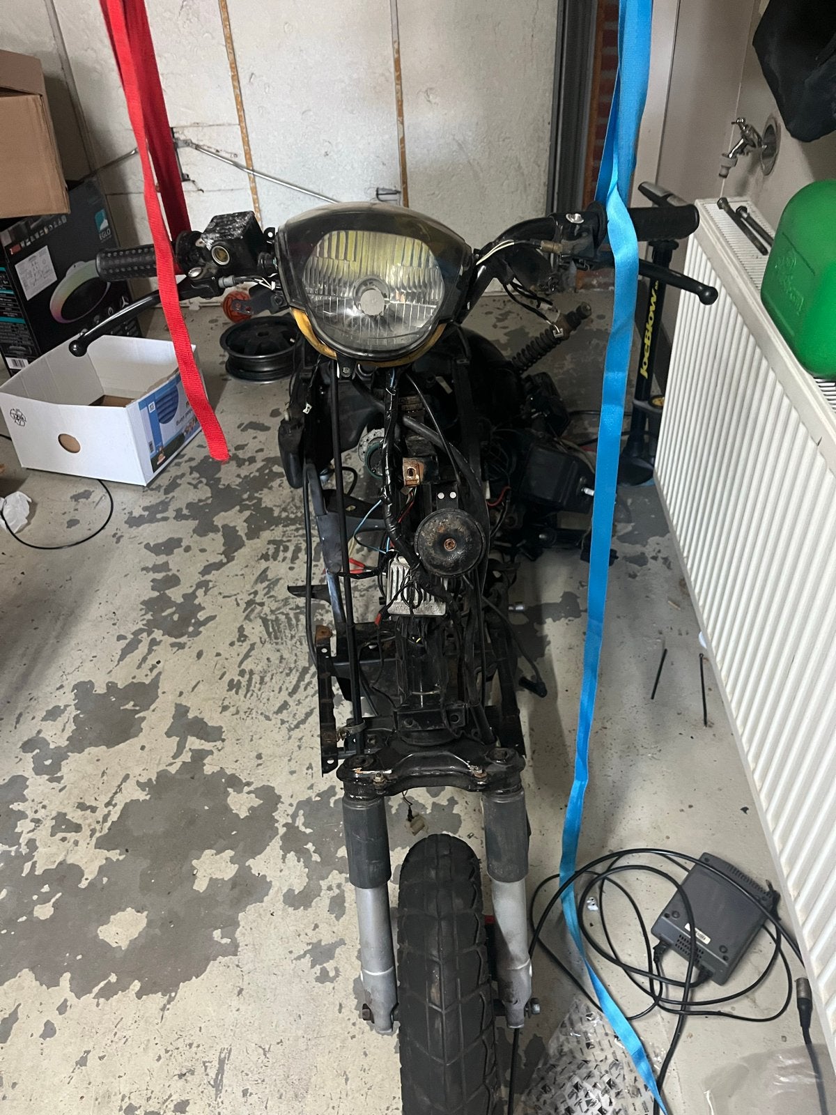 Piaggio Zip Snor Frame met 4-takt 50cc blok+ 50 2 takt blok, Ophalen, Gebruikt, Frame, Piaggio