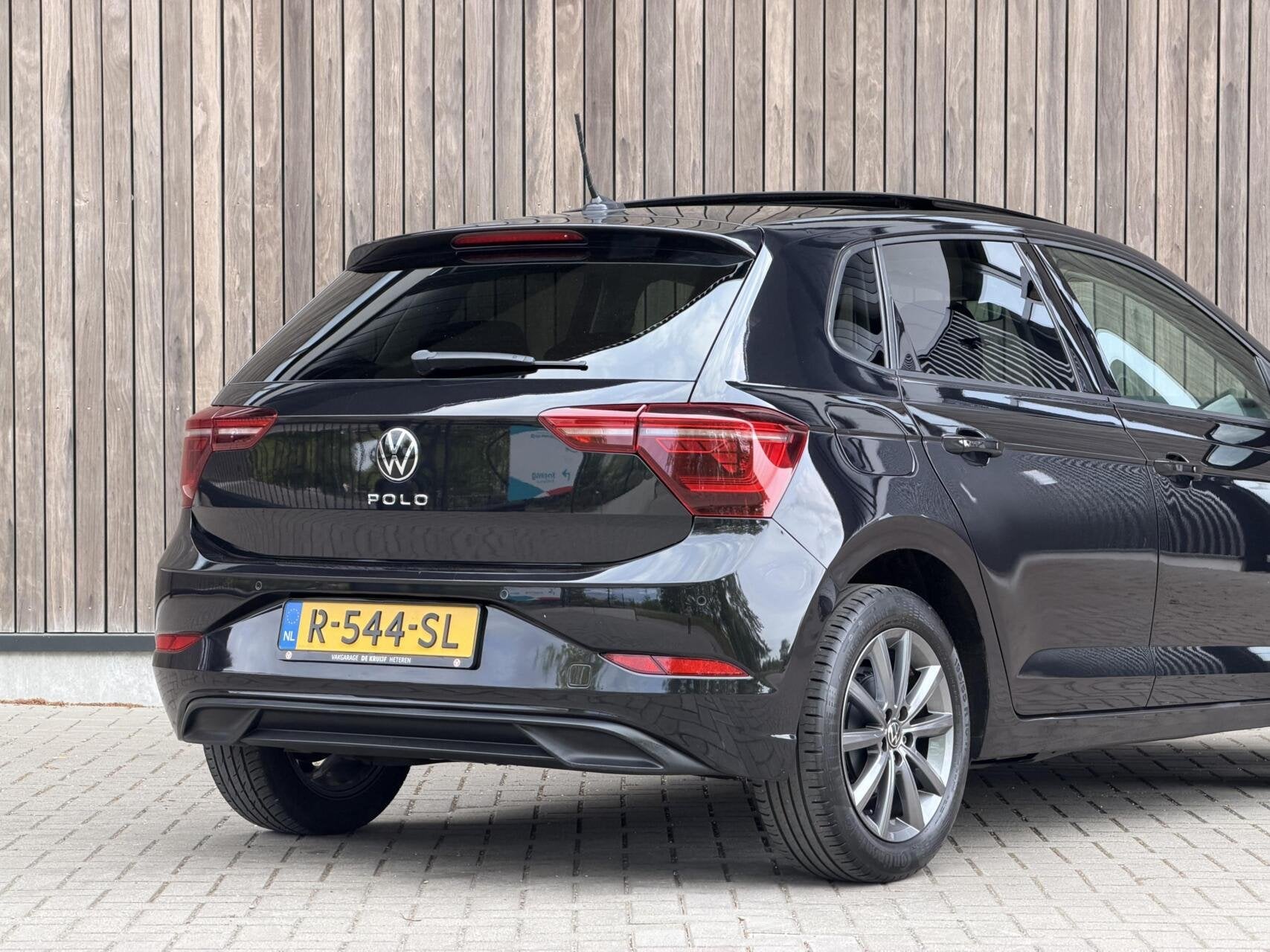Foto 11 van Volkswagen Polo 1.0 TSI Style | PANORAMADAK | CAMERA