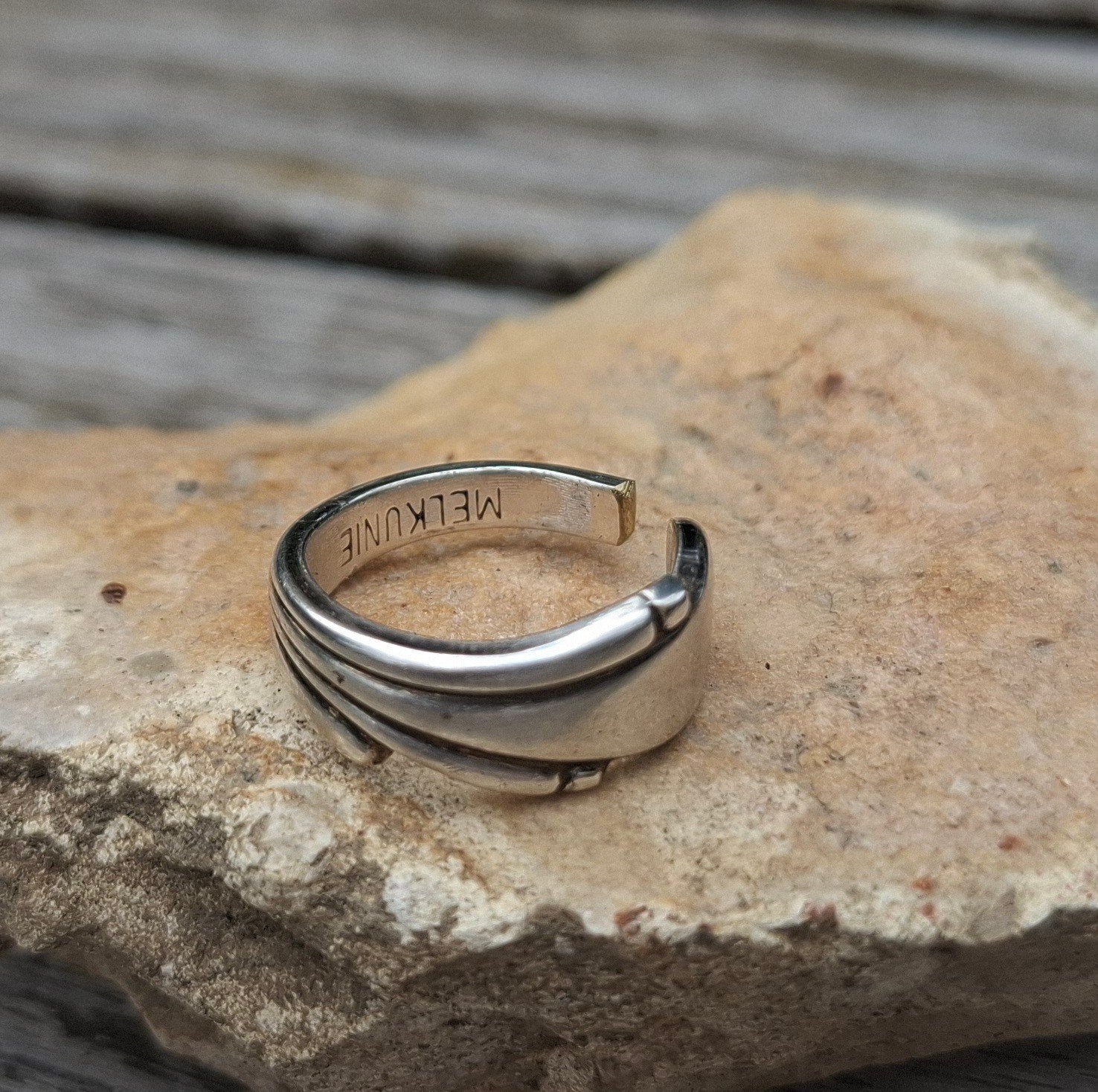 Mooie handgemaakte ring, Ophalen of Verzenden, Zo goed als nieuw, Dame of Heer, Zilver