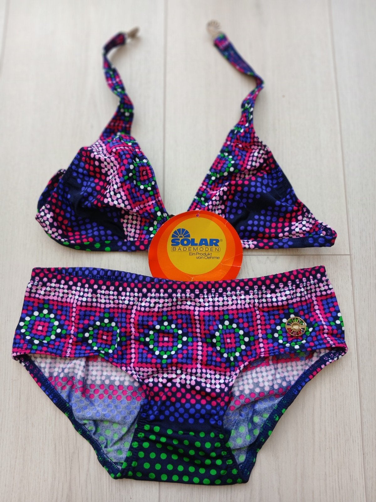 Nieuwe Solar Bikini Maat 40 - Kleurrijk Patroon, Kleding | Dames, Ophalen of Verzenden, Nieuw, Bikini