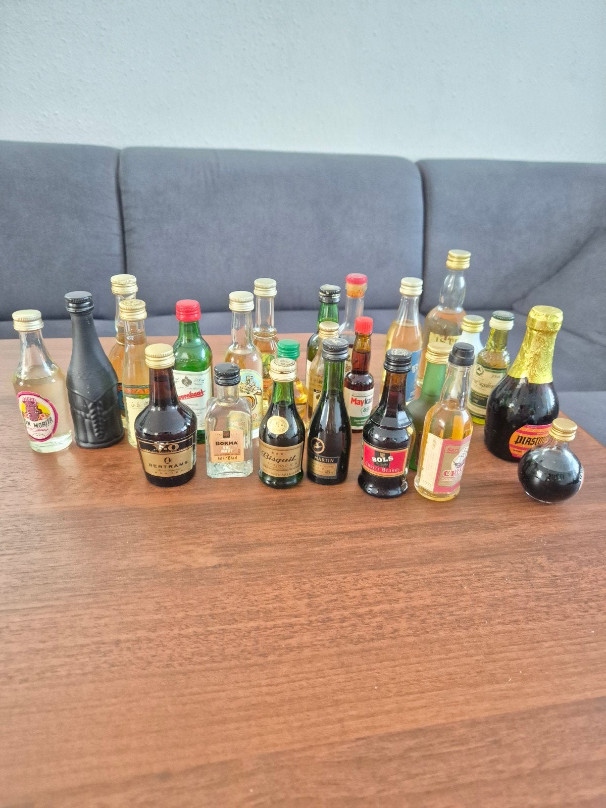 Collectie miniatuurflesjes alcohol - diverse merken, Ophalen of Verzenden
