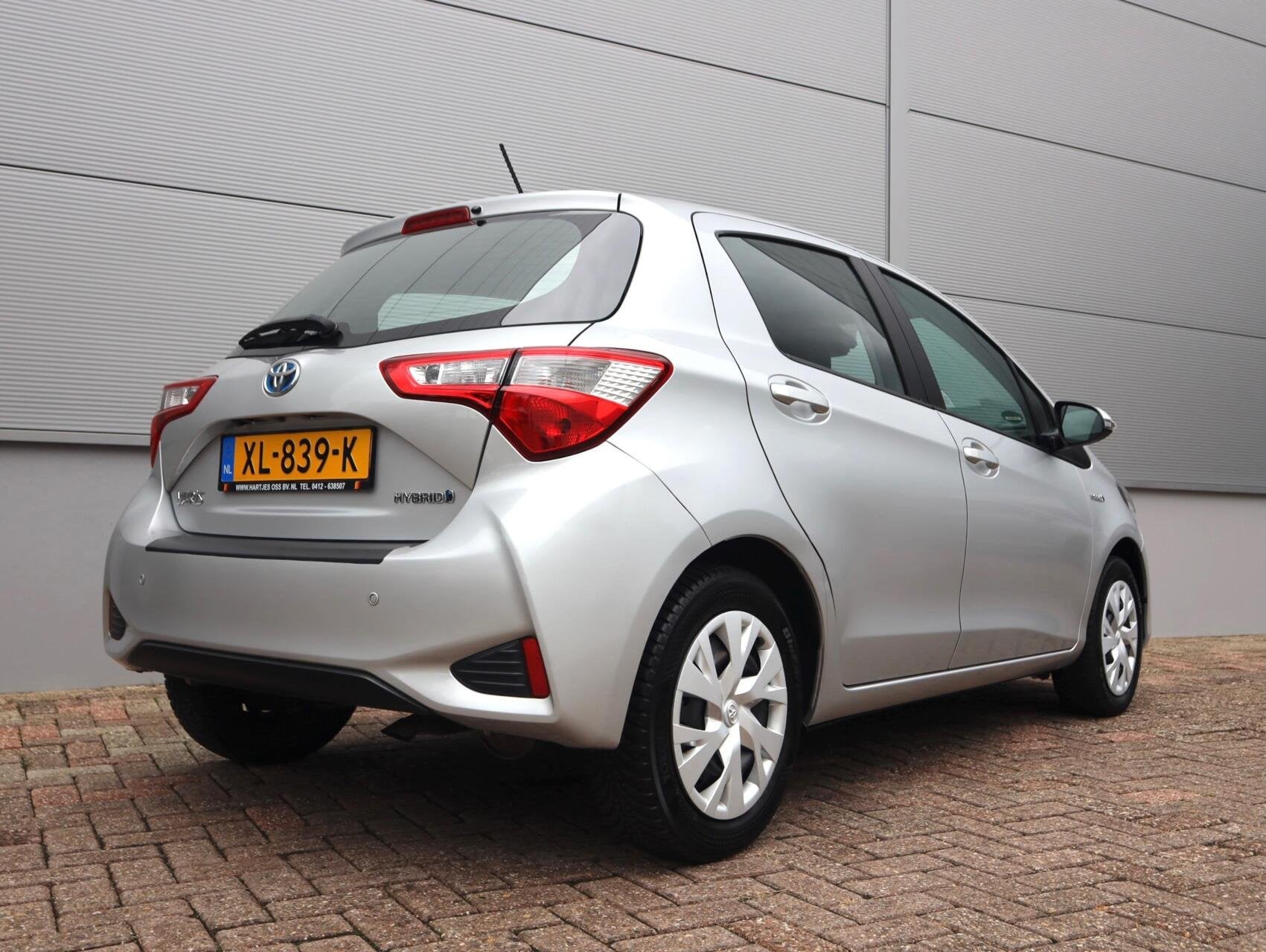 Toyota Yaris 1.5 Hybrid Active Automaat (Vol-Opties) NL-auto, Auto's, Dealer onderhouden, 4 cilinders, Met garantie (alle), Origineel Nederlands