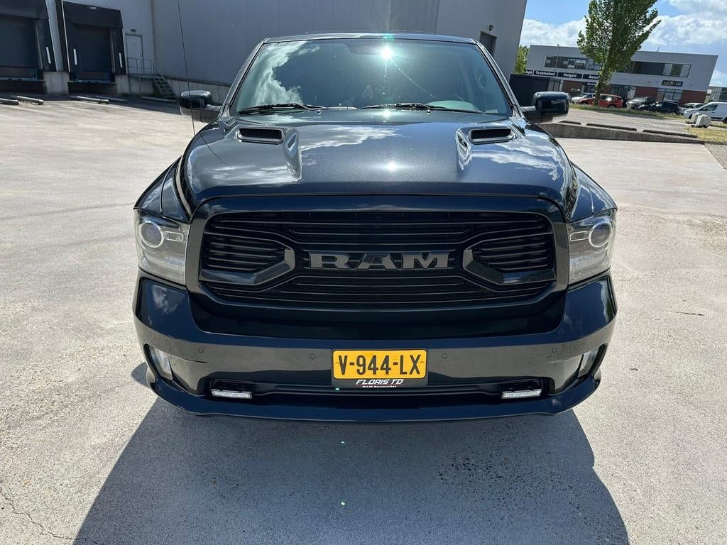 RAM 1500 RAM 1500 2018, Auto's, Automaat, 5654 cc, Zwart, Bedrijf
