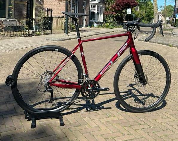 Superior racefiets maat L, showroom model