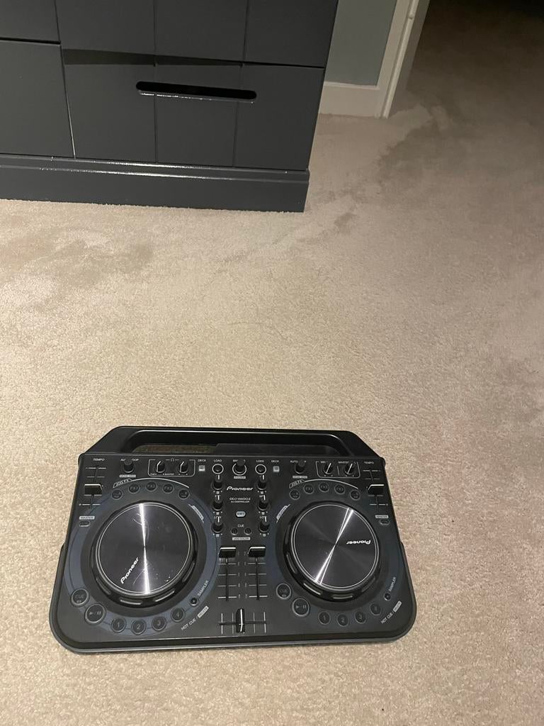 Pioneer DDJ-WeGO2 DJ Controller - Compact, Muziek en Instrumenten, Dj-sets en Draaitafels, Ophalen of Verzenden, Gebruikt, Dj-set