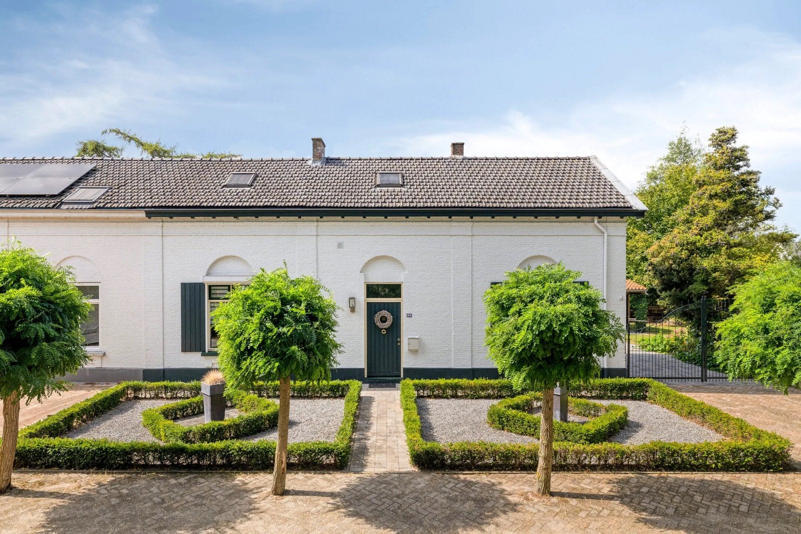 Prachtig oud stationsgebouw (1867) te koop in Alphen NB, Huizen en Kamers, Noord-Brabant, 205 m², 10 kamers, 500 tot 1000 m²