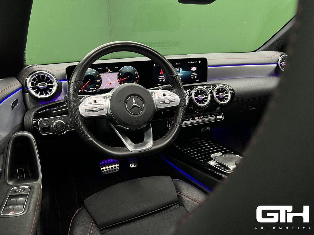 Mercedes CLA-klasse 180 AMG Camera | Keyless | Lane | Sfeer, CLA, 136 pk, 4 cilinders, Zwart