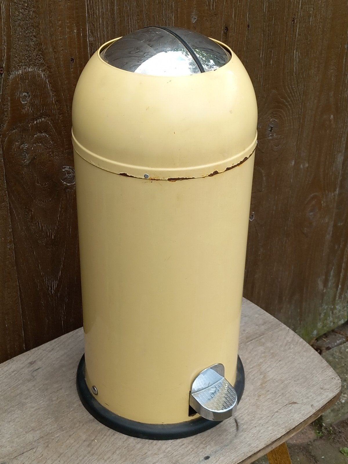 Vintage pedaalemmer, crème, jaren '60, metaal, 20-30 liter, Ophalen of Verzenden