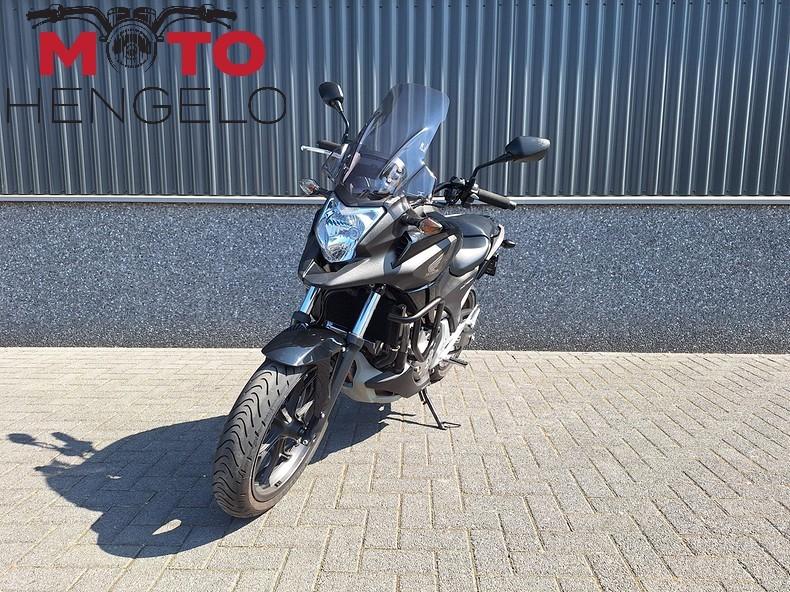 Honda NC 700 X DCT (bj 2012), Motoren, Motoren | Honda, Capronilan 1
1119 NN  Schiphol-Rijk, NL, Cco@honda-eu.com, HONDA MOTOR EUROPE