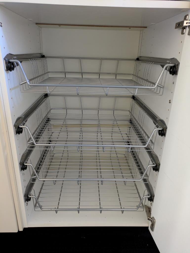 Draadmanden Faktum 2x ikea keuken, Huis en Inrichting, Keuken | Keukenelementen, Ophalen