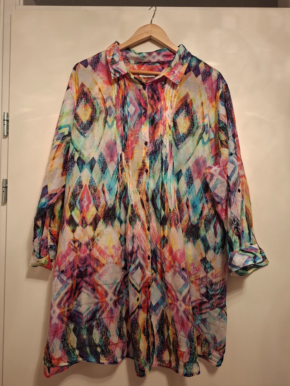 Prachtige dunne blouse maat 50/52, Kleding | Dames, Ophalen of Verzenden, Zo goed als nieuw, Blouse of Tuniek