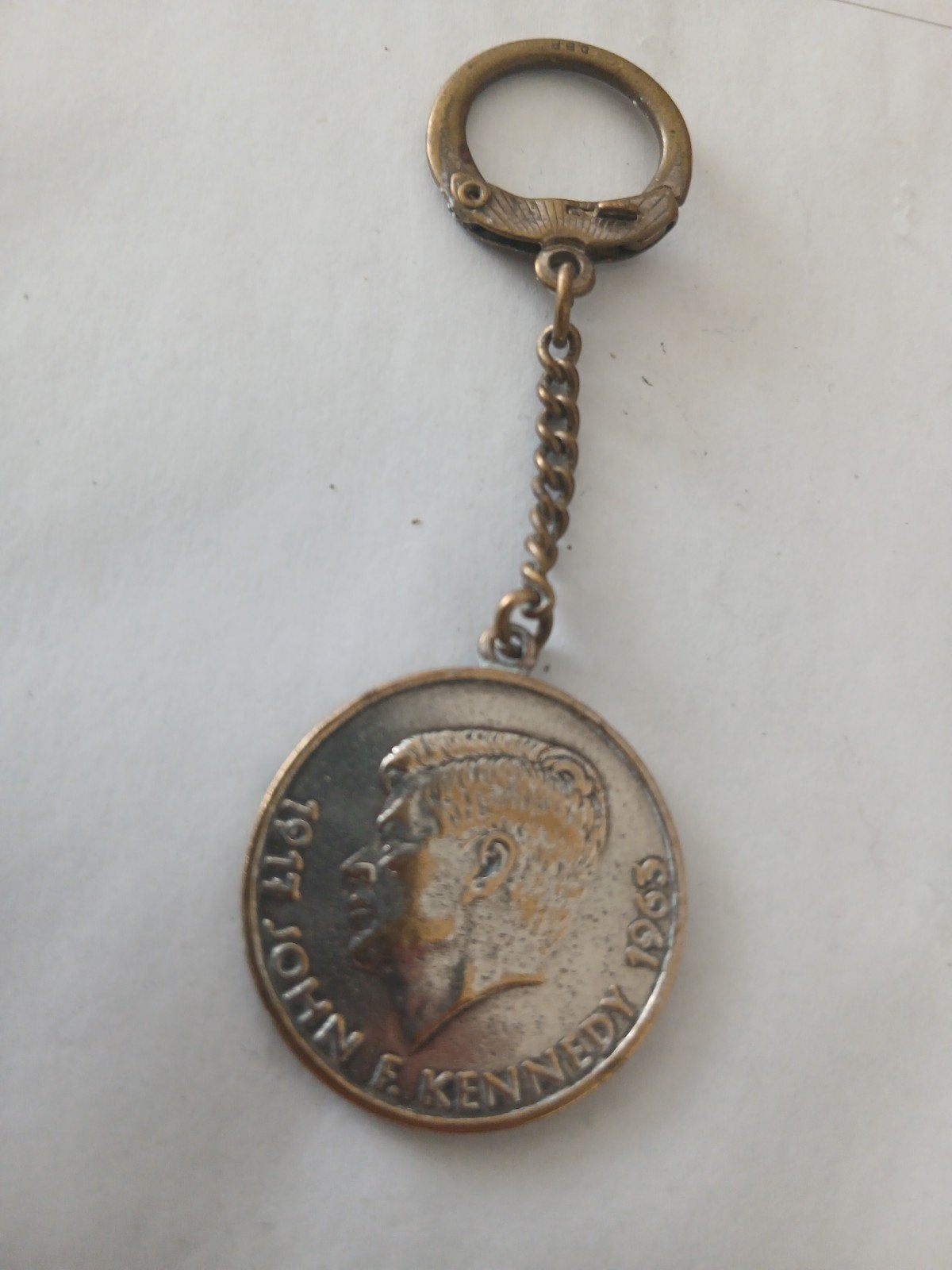 Vintage John F. Kennedy sleutelhanger, 1917-1963, Verzamelen, Ophalen of Verzenden, Gebruikt, Overige typen