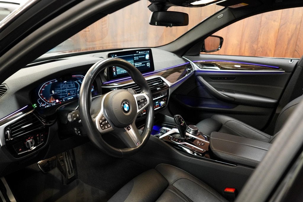 BMW 5-serie 530i M-Sport M Sport|Pano|Leder|HUD|Dealer onder, Auto's, Automaat, 1998 cc, Achterwielaandrijving, Gebruikt