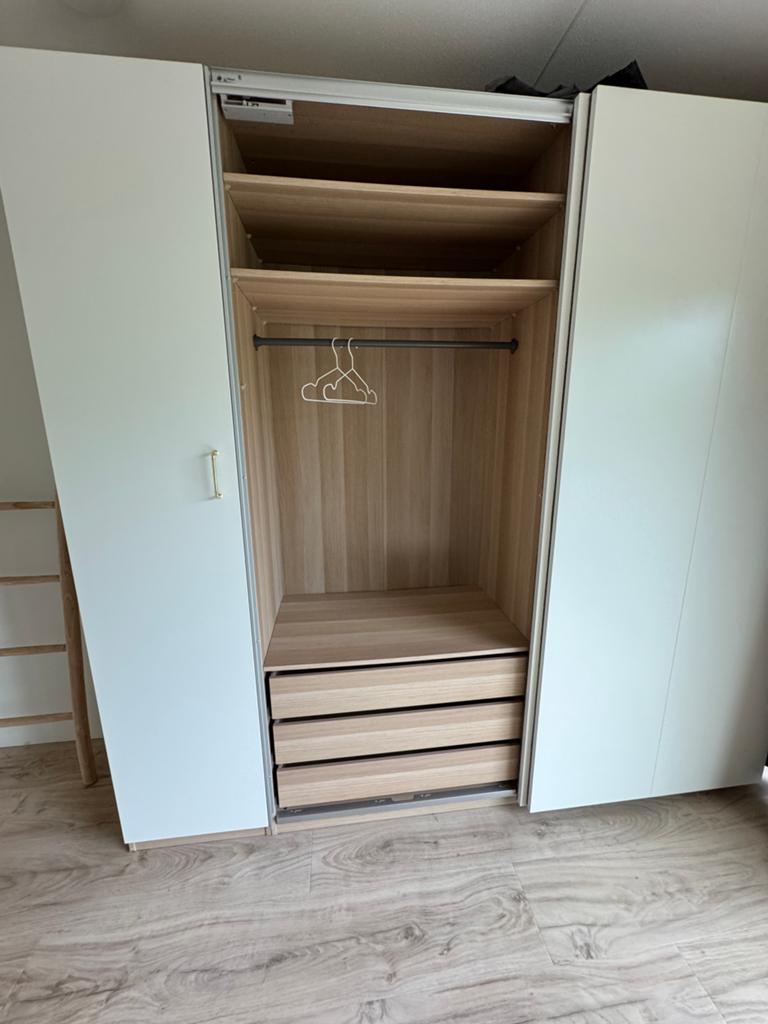 IKEA PAX Kast met schuifdeuren en smalle module, Huis en Inrichting, Kasten | Kledingkasten, Ophalen, Gebruikt, 200 cm of meer