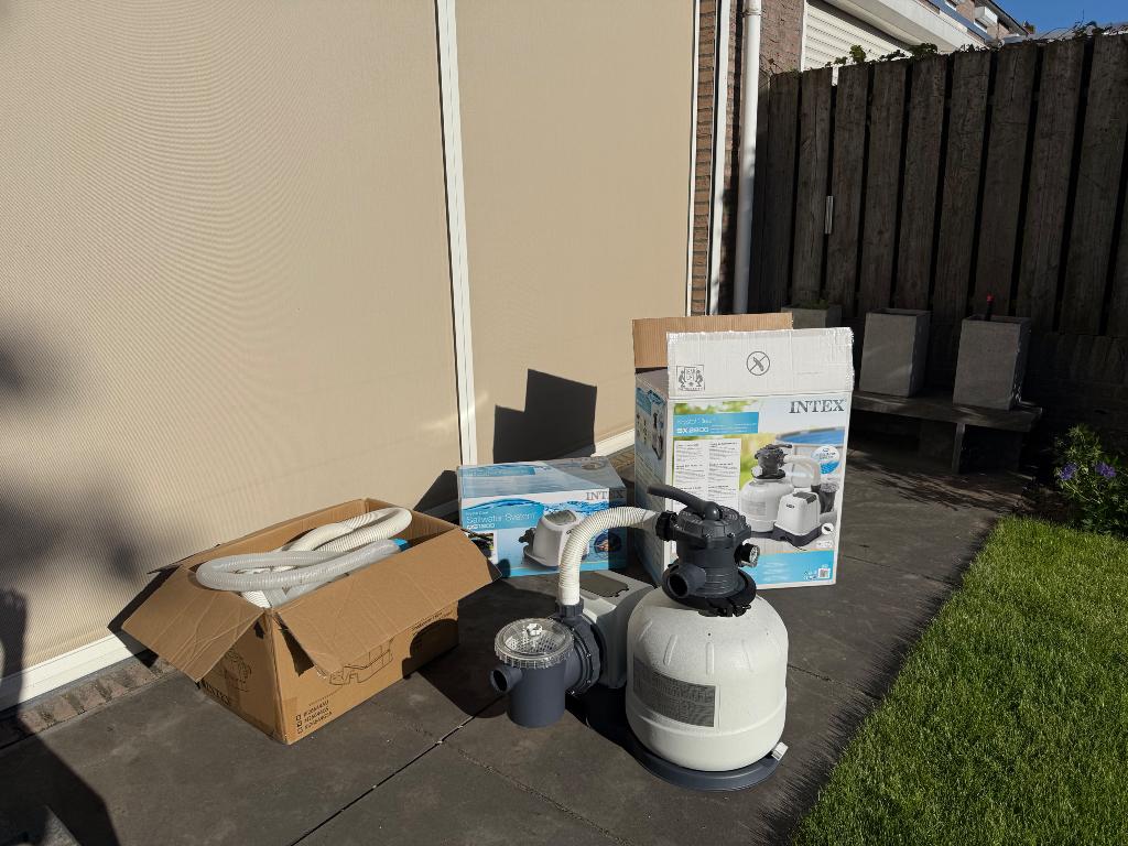 Intex sx2800 zandfilter pomp, Intex zoutwater systeem qs1200, Tuin en Terras, Ophalen, Zo goed als nieuw
