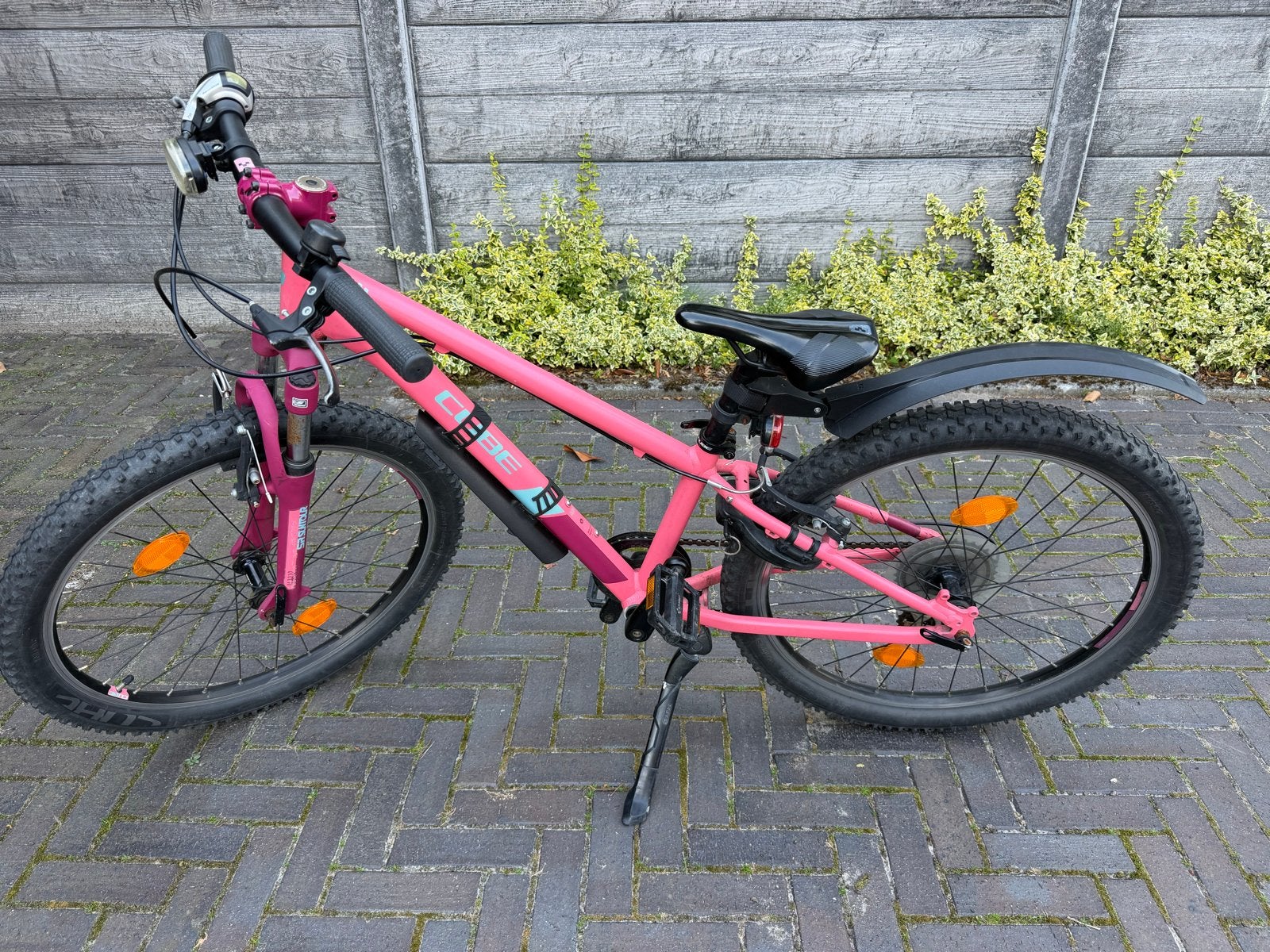 Cube Acid 240 Kinderfiets - Roze/Paars - 24 inch M3010, Ophalen, 20 inch of meer, Gebruikt, Velgrem