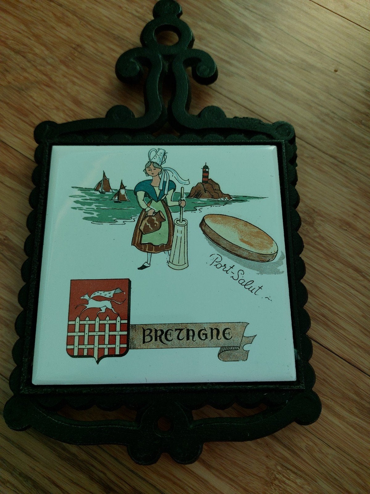 onderzetter gietijzeren frame - Bretagne tegel, Huis en Inrichting, Woonaccessoires | Onderzetters, Ophalen